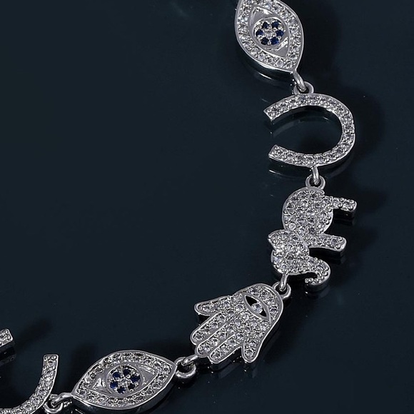 Silver Multi Charm Eye Necklace NWOT - Picture 2 of 5